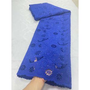 Bonne vente cordon dentelle avec mousseline de soie et strass Guipure dentelle tissu <span class=keywords><strong>Aso</strong></span> <span class=keywords><strong>Oke</strong></span> conceptions pour les femmes nigérianes fête porter - Product Image 4