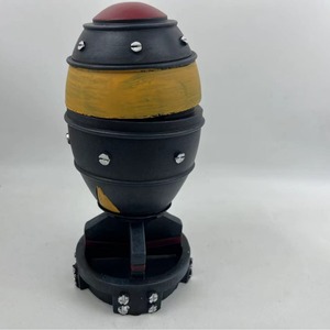 Adorno de Resina con Forma de Misil, Acabado Pintado, Decoración para Interiores y Exteriores, Mesa o Jardín - Product Image 2