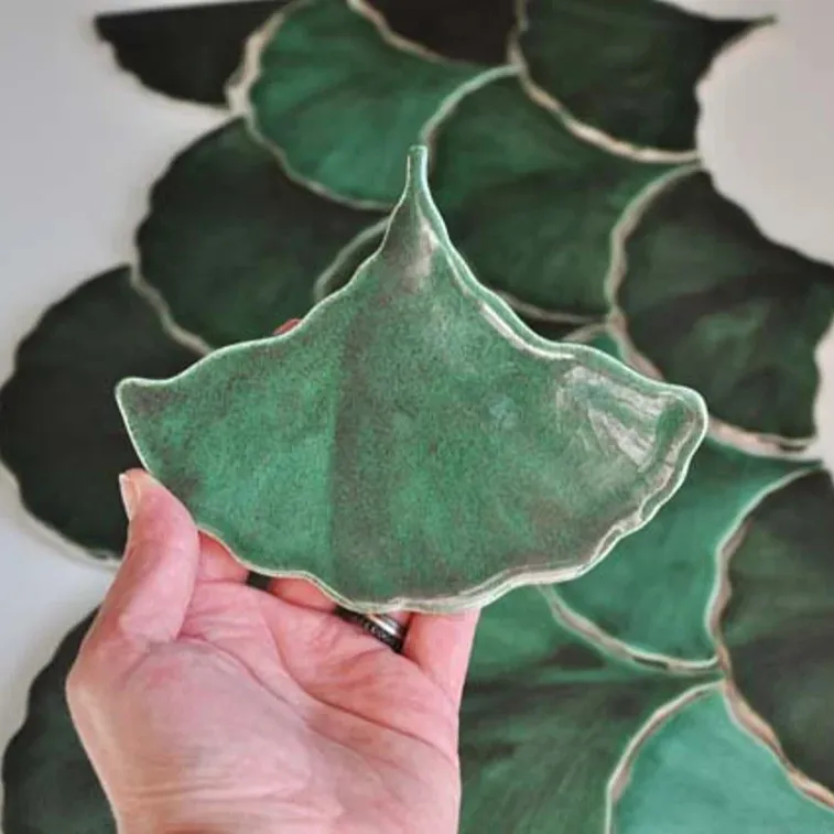 Handmade ceramic Mosaic wall tile Ginkgo leaf green effect gloss glaze Hotel kitchen bathroom handmade tiles