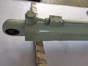 בוכנה הידראולית כפולת פעולה למחפר, מעלית רכב, מכונות חקלאיות ומכבש היגוי באיכות גבוהה - Product Image 2