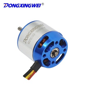 Motor sin escobillas Dongqingwei D2830 900kv para avión RC modelo de aeromodelismo - Product Image 5