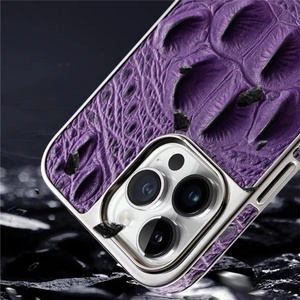 Funda de Cuero Exclusiva para Teléfono con Diseño de Piel de Cocodrilo para iPhone 16 15 13 Pro 14 Plus - Product Image 5