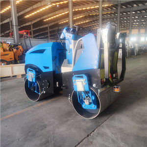 3 Tonnen Dieselmotor Asphalt <span class=keywords><strong>Road</strong></span> Mini Compactor <span class=keywords><strong>Road</strong></span> <span class=keywords><strong>Roller</strong></span> Fahrt auf Walze - Product Image 6