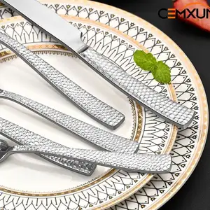 Flatware Cutlery Set Luxury Dinnerware Set Advanced Technology Wholesale Price Titanium Metal Stainless Steel CLASSIC Party