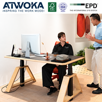 Bureau de direction en bois ATWOKA, réglable en hauteur, avec structure en métal noir et gestion des câbles
