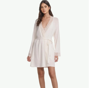 Robes de luxe pour femmes 100% soie, peignoirs de bain, pyjamas, vente en gros, robes en TENCEL Modal avec bordure en dentelle, robes de créateur, fournisseur de vêtements de nuit - Product Image 4