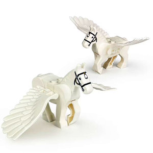 Kit bangunan Model militer klasik blok Warhorse sayap Pegasus untuk anak-anak bagian kuda hitam putih bata adegan ajaib baru - Product Image 2
