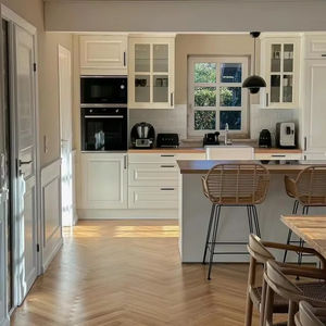 Gabinetes de Cocina Modernos de Madera Maciza de Alta Calidad Personalizados, Juego Completo para un Diseño de Cocina de Lujo - Product Image 1