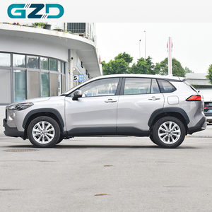 Venta caliente marca <span class=keywords><strong>Coroll</strong></span>-a <span class=keywords><strong>Cross</strong></span> 2024 Toyot vehículo usado 5 asientos híbridos coches de gasolina hechos en China buen rendimiento Corolla <span class=keywords><strong>Cross</strong></span> - Product Image 2