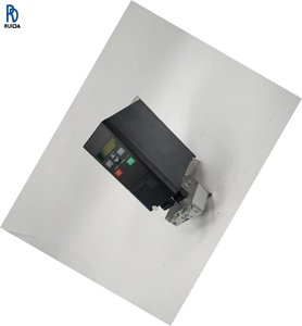 195N1015 VLT2807PT4B20STR1DBF 195N1015 VLT2807 PT4B20 STR1DBF ระบบอัตโนมัติทางอุตสาหกรรม ไดรฟ์ความถี่แปรผัน PAC สำหรับควบคุมโดยเฉพาะ - Product Image 1