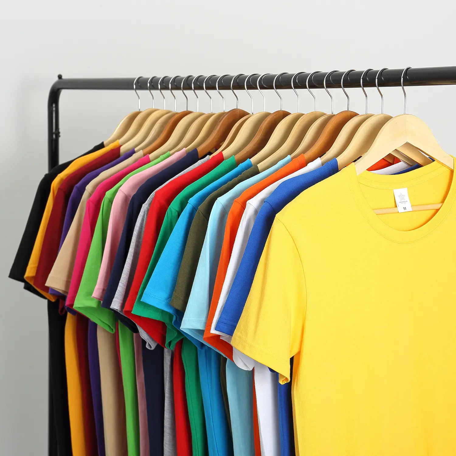 apparel Stock T-shirt Very Cheap Price Custom Logo 100% Cotton 150gsm Men T Shirt Custom Blank T-Shirt Custom T Shirt