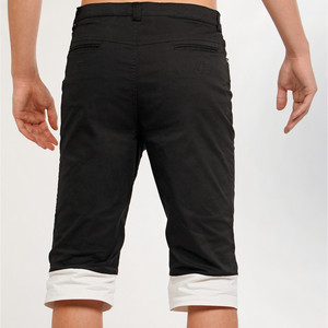 Shorts noirs et blancs pour hommes - Product Image 1