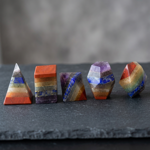 Pierre précieuse naturelle pierre de cristal sept chakras pierre de guérison collé géométrie sacrée solides platoniques chakra ensemble de guérison - Product Image 1