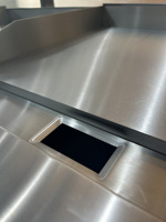 Cuisinière à gaz 8 brûleurs avec grill et four, équipement de cuisson pour hôtels et restaurants - Offre Spéciale