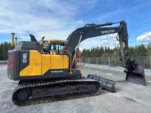 Excavatrice sur chenilles hydraulique d'<span class=keywords><strong>occasion</strong></span> Volvo EC140 14T, modèle 2023, avec moteur, pompe, et benne de terrassement - Product Image 4