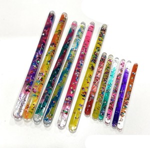 Mini bâton en spirale sensorielle baguette à paillettes colorées baguette magique anti-stress - Product Image 6