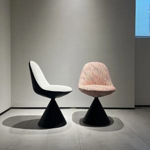 Chaise de toilette de luxe populaire 2025, chaise pivotante d'appoint pour chambre à coucher, salon et bureau - Product Image 3