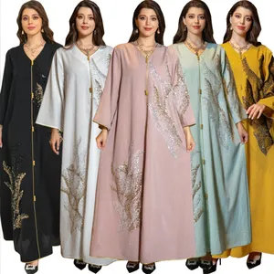 Yeni tasarım 5 renkler arap kadınlar mütevazı pullu siyah beyaz pamuk polyester serin müslüman lady abaya elbise