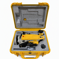 Station totale de topographie avec plomb laser, aligneur optique 3x en option et programmes de mesure étendus