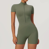 Combinaison de yoga une pièce pour femme, manches courtes, tenue tendance, survêtement de fitness, combishort à demi-zip, body de sport pour la gym