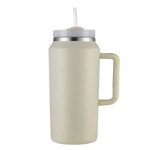 Outdoor Sports Camping 64Oz Eco-Friendly Stainless Steel Insulated Travel Car Large Capacity Water <b>Bottle</b> Flask Handle Straw - Product Image 4