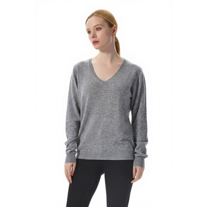 Pull-over col V 100 % cachemire pour femme, manches longues, tricoté à la machine, logo au dos, style minimaliste, couleur unie, collection automne - Product Image 1