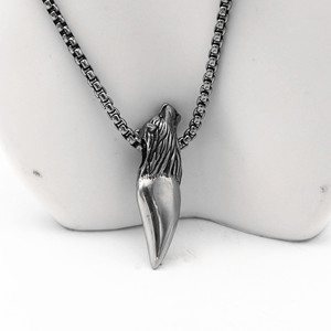 yunnique Collier pendentif dent de loup en acier inoxydable pour homme, bijoux animaliers, style Hip Hop Punk, design exagéré - Product Image 4