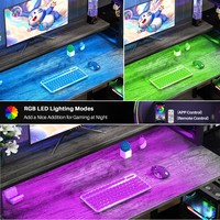 Bureau de jeu LED personnalisé OEM ODM avec étagères de rangement à 3 niveaux pour les distributeurs mondiaux