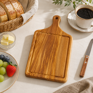 Tabla de cortar de madera maciza de olivo con asa y ranura para jugos, para servir pan, queso y como decoración - Product Image 2