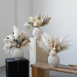 <span class=keywords><strong>Bouquet</strong></span> de <span class=keywords><strong>fleurs</strong></span> <span class=keywords><strong>séchées</strong></span> décoratif Q-154 avec roseaux et pommes de pin pour la décoration de table de mariage, la décoration de la maison, les événements hôteliers - Product Image 1