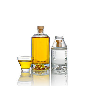 Meilleures bouteilles en verre vides d'alcool de 50ml pour mini-liqueur gin tequila miniatures en vente en gros <span class=keywords><strong>Prix</strong></span> de bouteille de <span class=keywords><strong>rhum</strong></span> avec bouchon à vis - Product Image 3