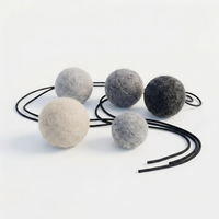 Diffuseur de voiture personnalisé en feutre de laine, ornement suspendu pour rétroviseur, ensemble de boules diffuseuses d'huiles essentielles pour aromathérapie en vrac pour véhicule