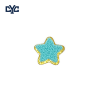 Parche de Chenilla Personalizado con Diseño de Rayo Azul Turquesa de Moda, con Contorno de Brillo Dorado, Grueso y Esponjoso
