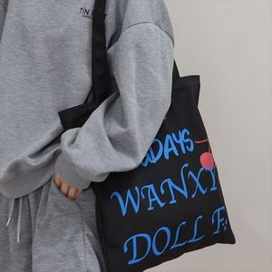 Bolsa de Mano Ecológica de Lona de Algodón Orgánico con Asa de Cuerda, Cierre de Cremallera y Correa para el Hombro - Bolsas de Compras Personalizables al por Mayor - Product Image 2