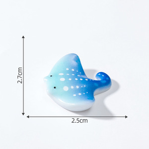 Lindas Figuras de Animales Marinos en Miniatura de Tiburón, Delfín y Rayo, Adornos de Resina para Acuarios, Terrarios de Musgo y Decoración de Peceras - Product Image 6