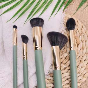 YRX 5 pièces cyan en bois manche court pratique pour transporter des lots <span class=keywords><strong>de</strong></span> stockage soins <span class=keywords><strong>de</strong></span> beauté <span class=keywords><strong>de</strong></span> haute qualité <span class=keywords><strong>pinceau</strong></span> <span class=keywords><strong>de</strong></span> <span class=keywords><strong>maquillage</strong></span> personnalisé - Product Image 1