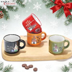 Vente en gros <span class=keywords><strong>de</strong></span> tasses à café et à thé en céramique émaillée classique personnalisées, collection <span class=keywords><strong>de</strong></span> Noël, série <span class=keywords><strong>de</strong></span> design avec logo doré et flocon <span class=keywords><strong>de</strong></span> neige - Product Image 4