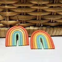2022 vendita calda colorato morbido ceramica orecchini Vintage dichiarazione arcobaleno Terracotta a forma di U orecchini pendenti Ins gioielli da donna