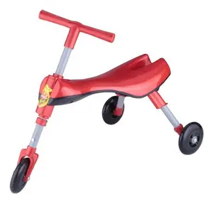 Commercio all'ingrosso di alta qualità 3 ruote Baby Bug Scooter/Baby Walking Scooter Bug per bambini con piega e sedile