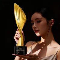 Trophée personnalisé en métal et cristal, créatif, haut de gamme, élégant, récompense pour réunion annuelle, employé exceptionnel, champion, personnalisable