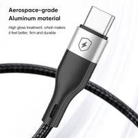Cable de Carga Trenzado Resistente con Triple Interfaz y Carga a Baja Temperatura como Cable de Datos Multipuerto para Viajeros