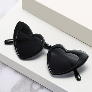 <span class=keywords><strong>Gafas</strong></span> <span class=keywords><strong>de</strong></span> Sol Infantiles con Forma <span class=keywords><strong>de</strong></span> Corazón, Moda 2022, <span class=keywords><strong>Gafas</strong></span> <span class=keywords><strong>de</strong></span> Sol con Forma <span class=keywords><strong>de</strong></span> Corazón <span class=keywords><strong>para</strong></span> <span class=keywords><strong>Niñas</strong></span>, <span class=keywords><strong>Gafas</strong></span> <span class=keywords><strong>de</strong></span> Sol <span class=keywords><strong>para</strong></span> Bebés - Product Image 5