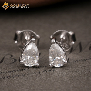 ต่างหูเพชรโมอิสซาไนต์ทรงหยดน้ำ/ทรงกลม รุ่น S925 เงินแท้จาก Goldleafgem ประดับเพชรแล็บคุณภาพสูง สำหรับผู้หญิง - Product Image 3