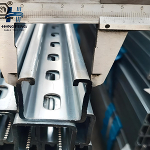 Profilés en C perforés pré-galvanisés 41x21 41x41, profilés de soutien galvanisés électro-galvanisés Unistrut pour système de support - Product Image 1