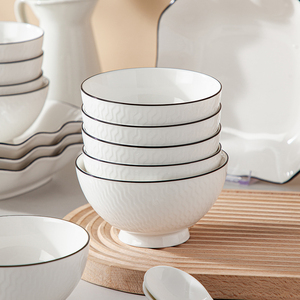 Juegos de cena de lujo minimalistas Venta caliente Juego de platos de cena de cerámica Uso de restaurante Juego de vajilla de porcelana blanca y negra - Product Image 3