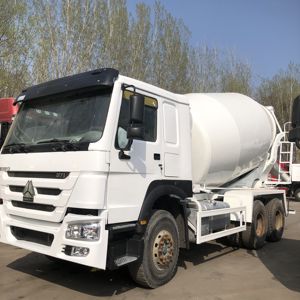 Kullanılan Howo 6x4 10 lastik beton mikser çimento tankeri 6x4 371HP 420hp 10 metreküp 12m3 toplu çimento tankeri - Product Image 3