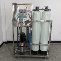 Système de filtration d'eau par osmose inverse commercial complet en acier inoxydable avec réservoir sous pression, moteur PLC, 500L/heure, 220V/380V