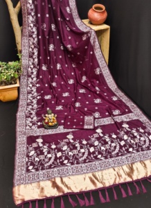 Saris de seda Dola floreados teñidos a mano de diseñador de calidad superior para Mujer Colección de ropa de FIESTA DE LA India - Product Image 3