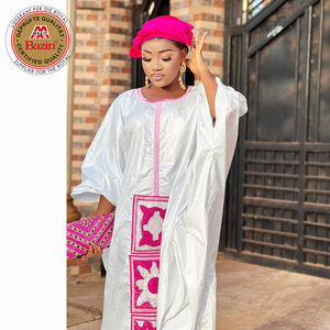 <span class=keywords><strong>Robe</strong></span> <span class=keywords><strong>Bazin</strong></span> Personnalisable !! Dashiki Africain Brodée Rose pour Femmes Nigérianes, <span class=keywords><strong>Robe</strong></span> de Soirée de Mariage Longue, <span class=keywords><strong>Bazin</strong></span> Riche <span class=keywords><strong>Blanc</strong></span> - Product Image 2