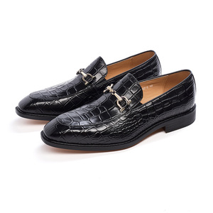 Mocassins pour hommes, chaussures formelles pour mariages, dîners et tenues professionnelles, cuir véritable respirant pour les occasions professionnelles et formelles - Product Image 1